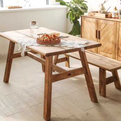 طاولة طعام من الخشب الطبيعي لـ4 أشخاص – تصميم أنيق وعصري